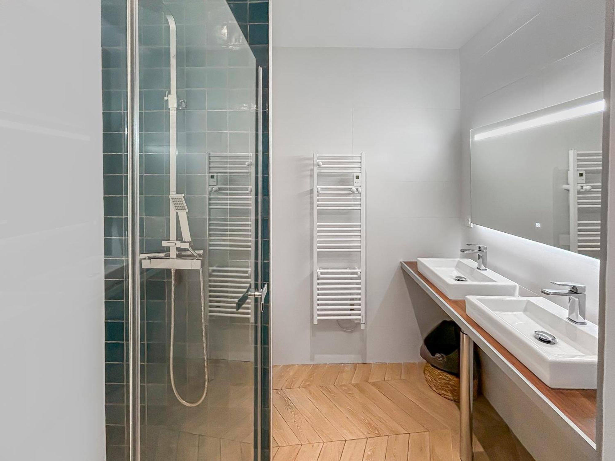 Hebergements Modernes & Cosy A Arles T3 Et T2 Elegants Экстерьер фото