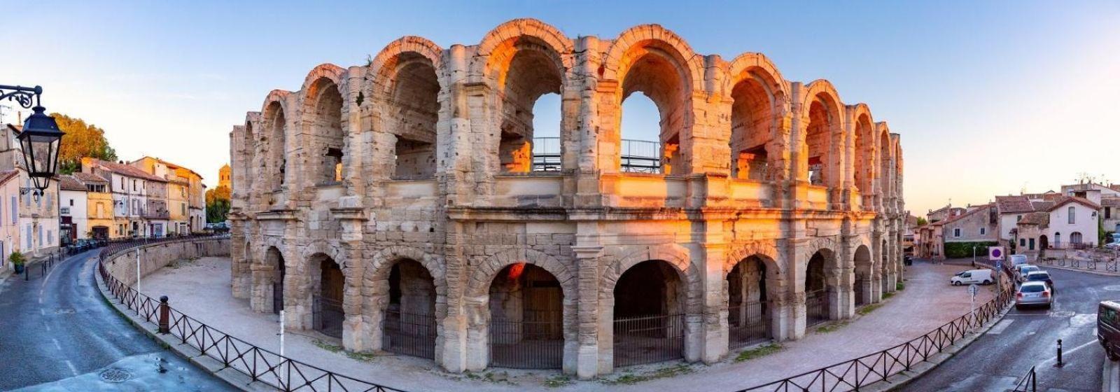 Hebergements Modernes & Cosy A Arles T3 Et T2 Elegants Экстерьер фото