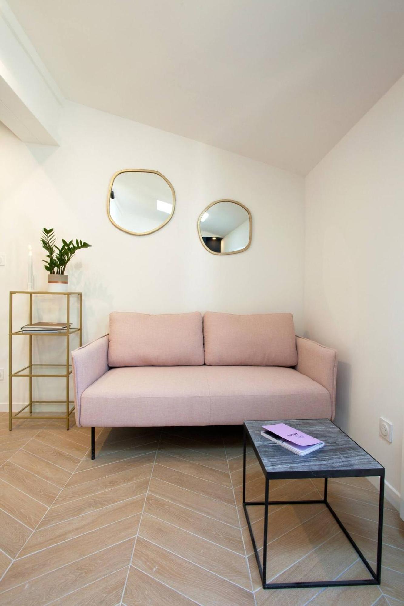 Hebergements Modernes & Cosy A Arles T3 Et T2 Elegants Экстерьер фото